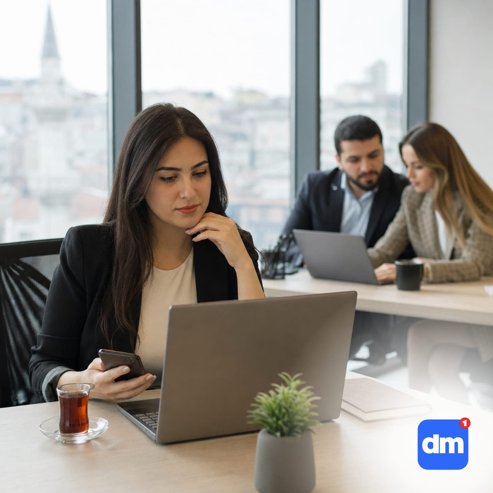 2026'nın en iyi Instagram DM chatbotları karşılaştırması kapak görseli